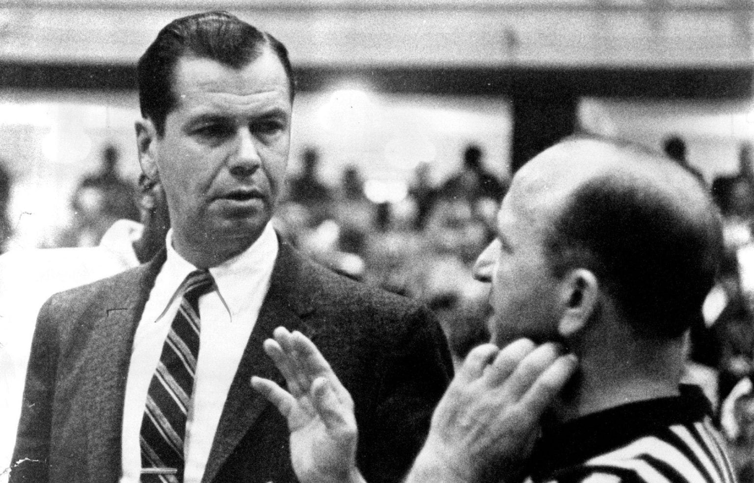 Top 10 best NBA coaches of all time Sportszion