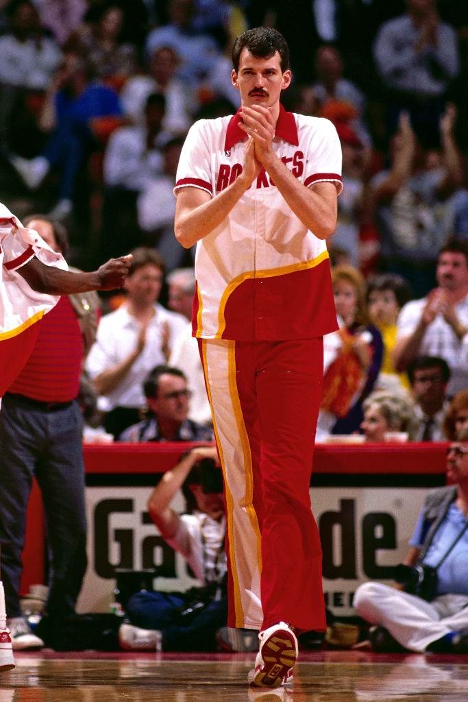 Meet The Top 10 Tallest Nba Players Of All Time Sportszion