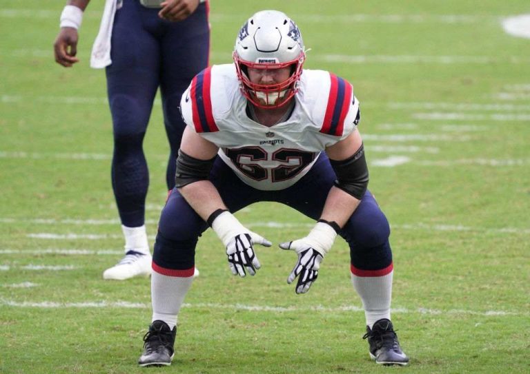 Top 10 highest paid offensive lineman in NFL history - Sportszion