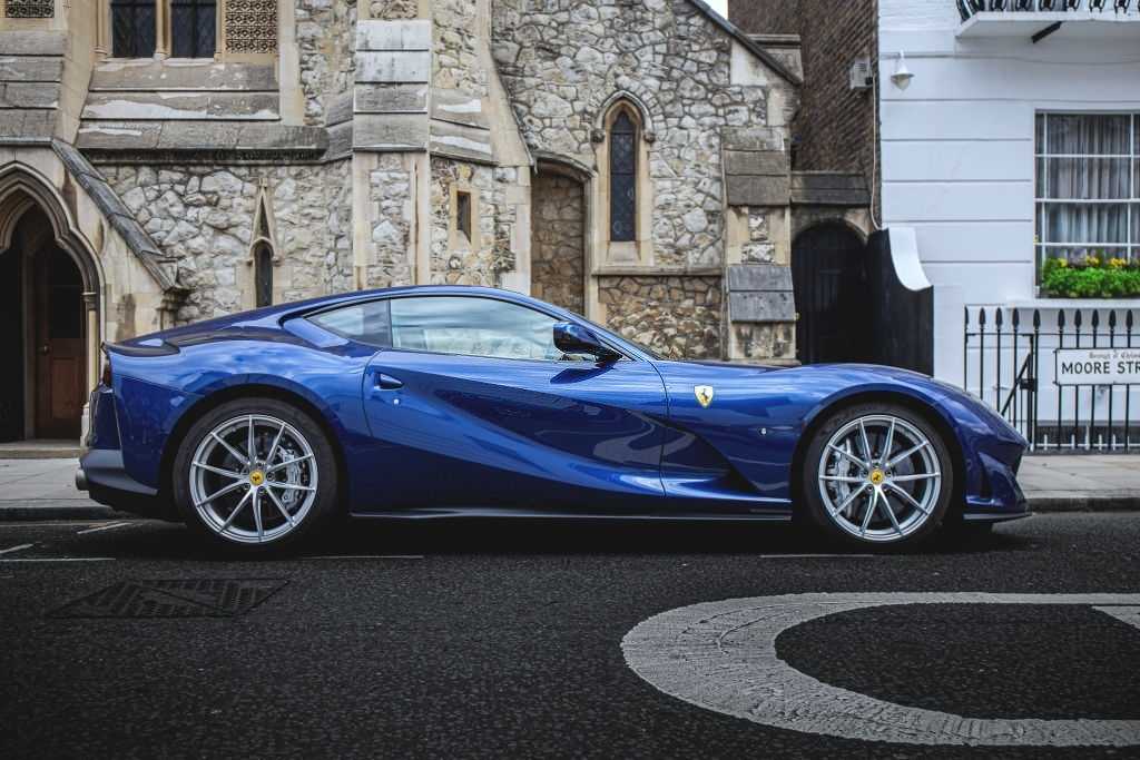 Ferrari 812 superfast