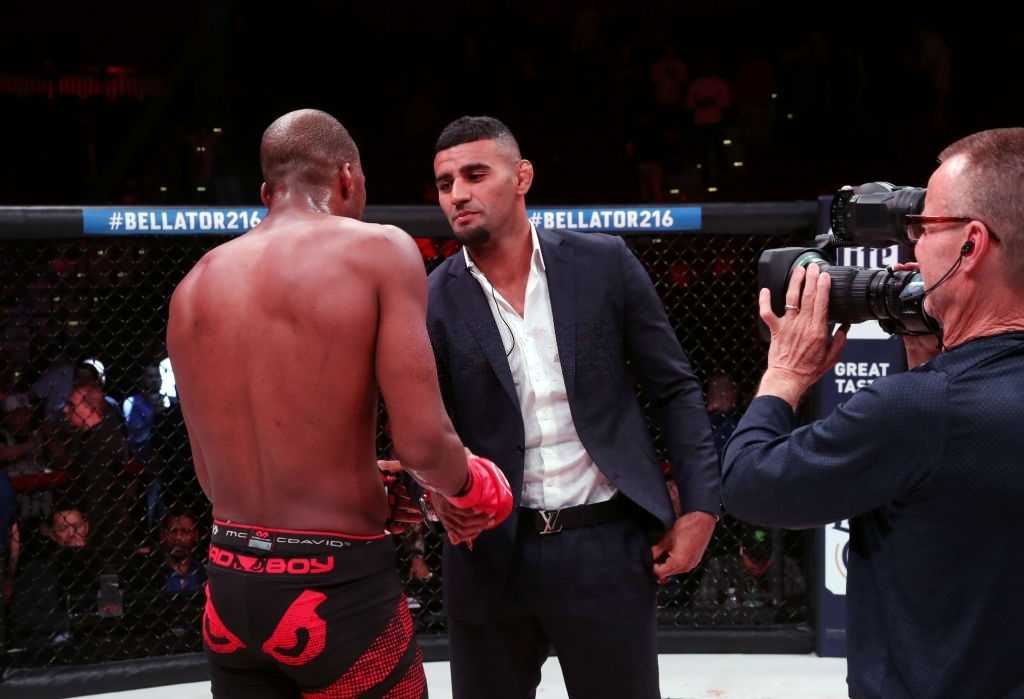 Michael Page greets Douglas Lima