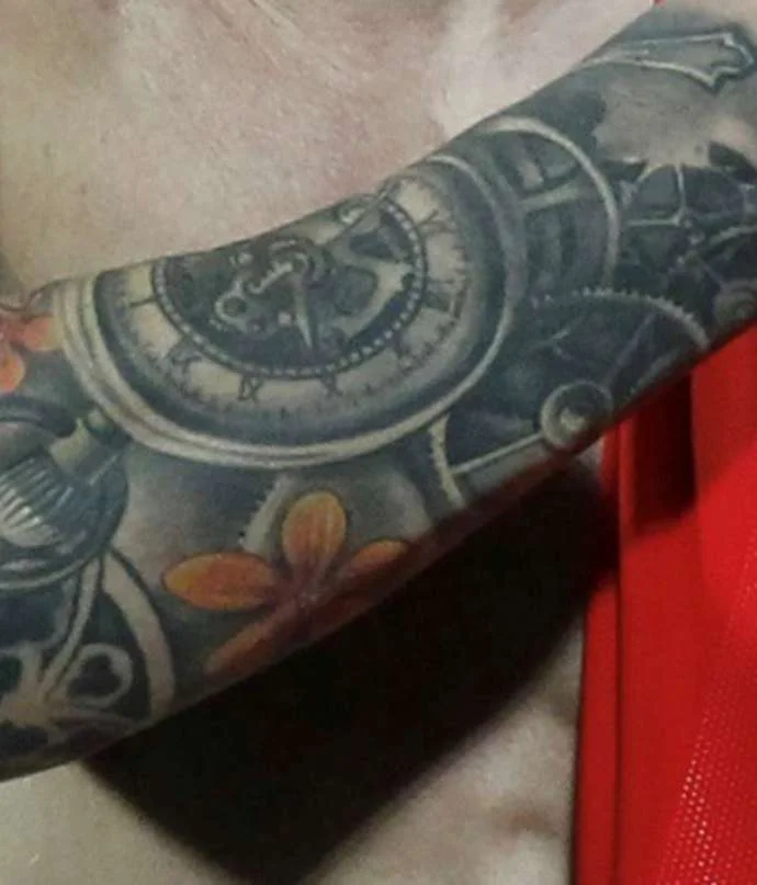 Tattoo a friend of mine got of Messi lifting the world cup Please look at  the hands and the lines inside the shirt  rshittytattoos