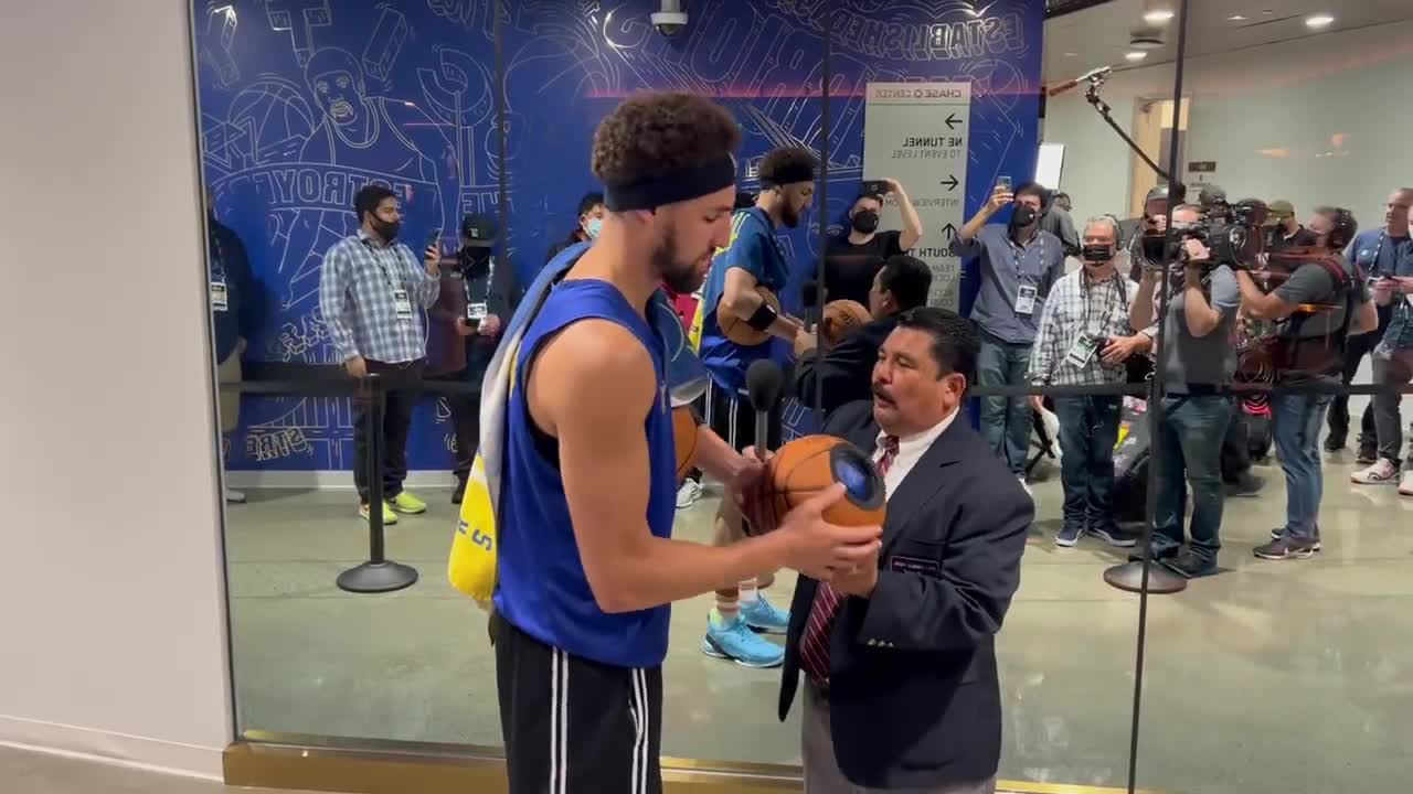 Klay Thompson with Guillermo