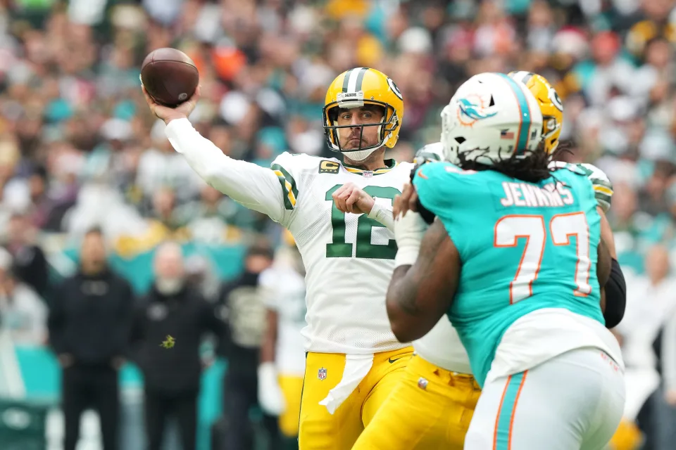 NFL playoff picture Packers Dolphins