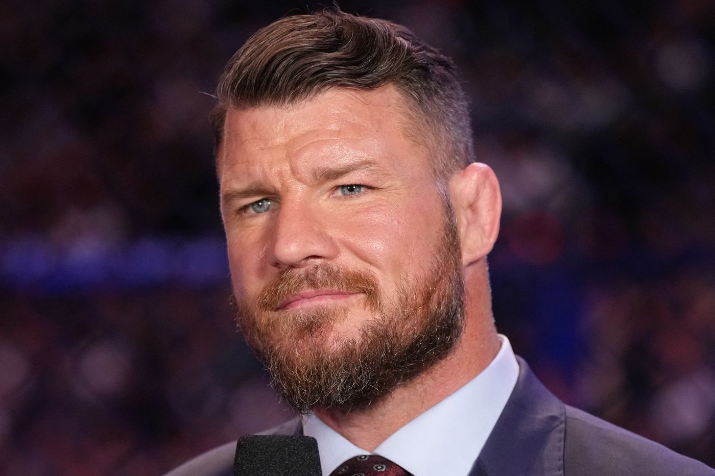 Michael Bisping retaliates Conor McGregor