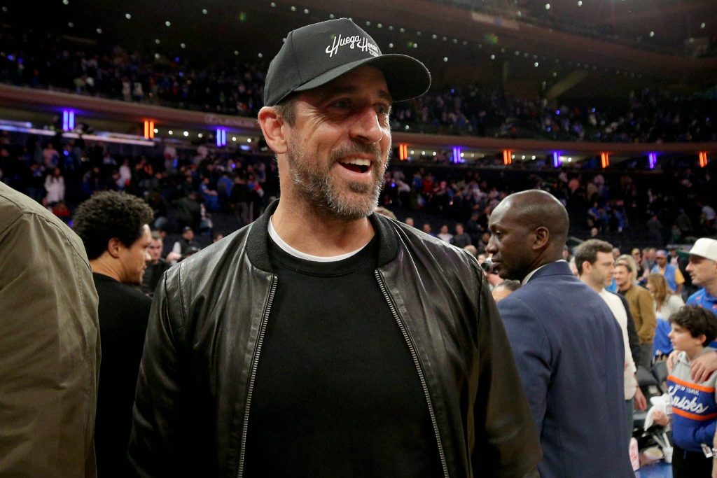 What is Aaron Rodgers' reason for being antivaxxer? Jets QB crossed