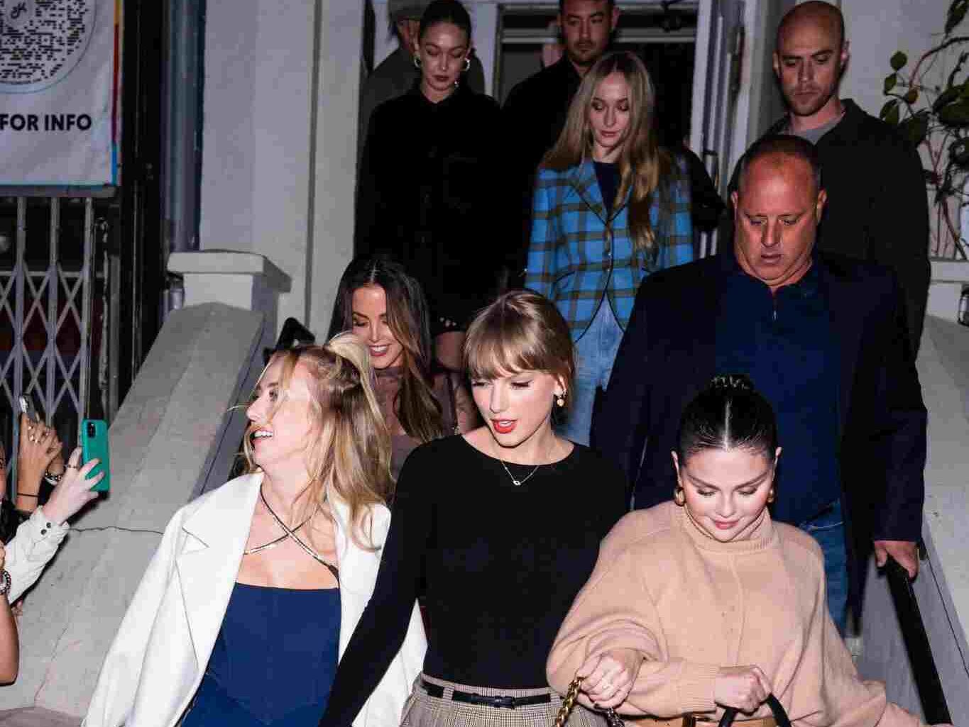 Brittany Mahomes, Taylor Swift, Selena Gomez, and in the back Sophie Turner, Gigi Hadid 