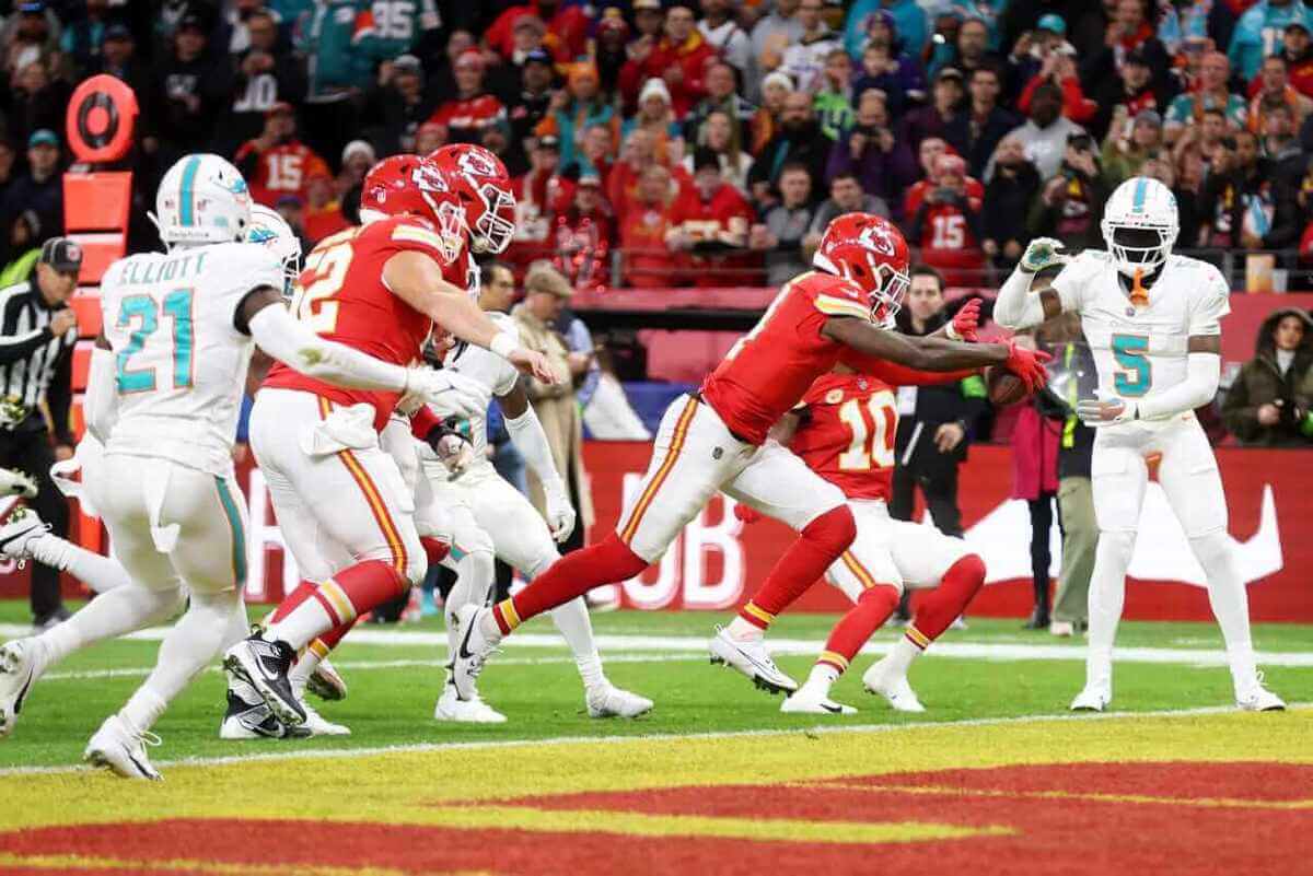 Travis Kelce Travis Kelce