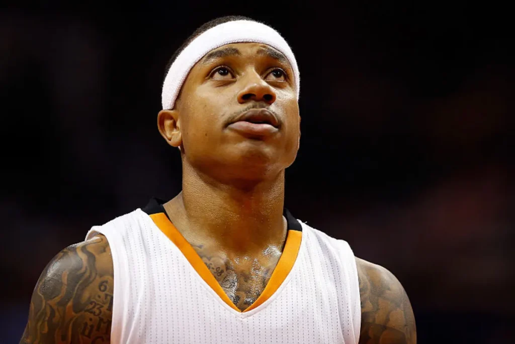 Isaiah Thomas signs a 10-day contract with the Suns