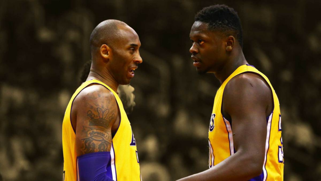 What was the reason for Julius Randle Lakers departure?