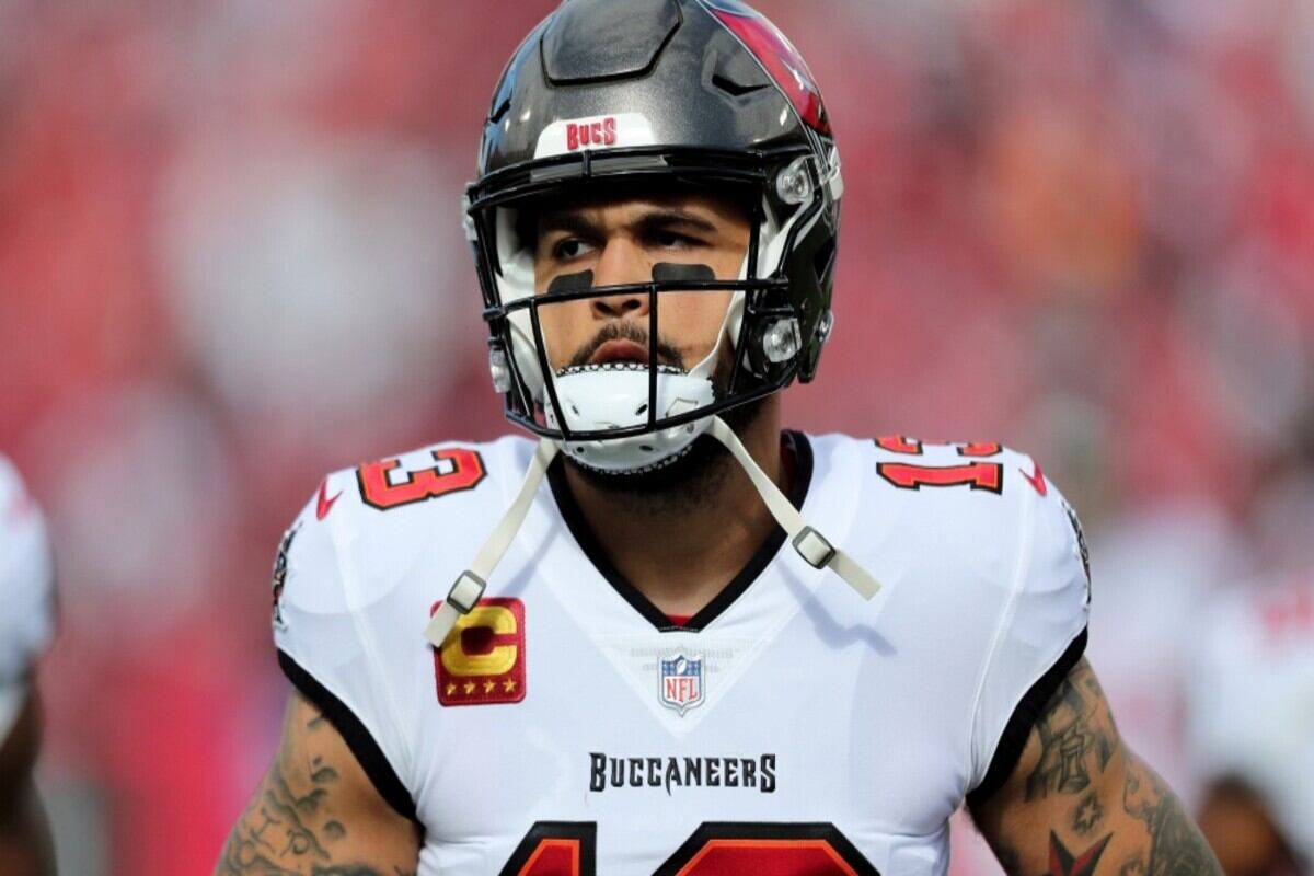 Mike Evans’ re-structured Bucs contract comes to light