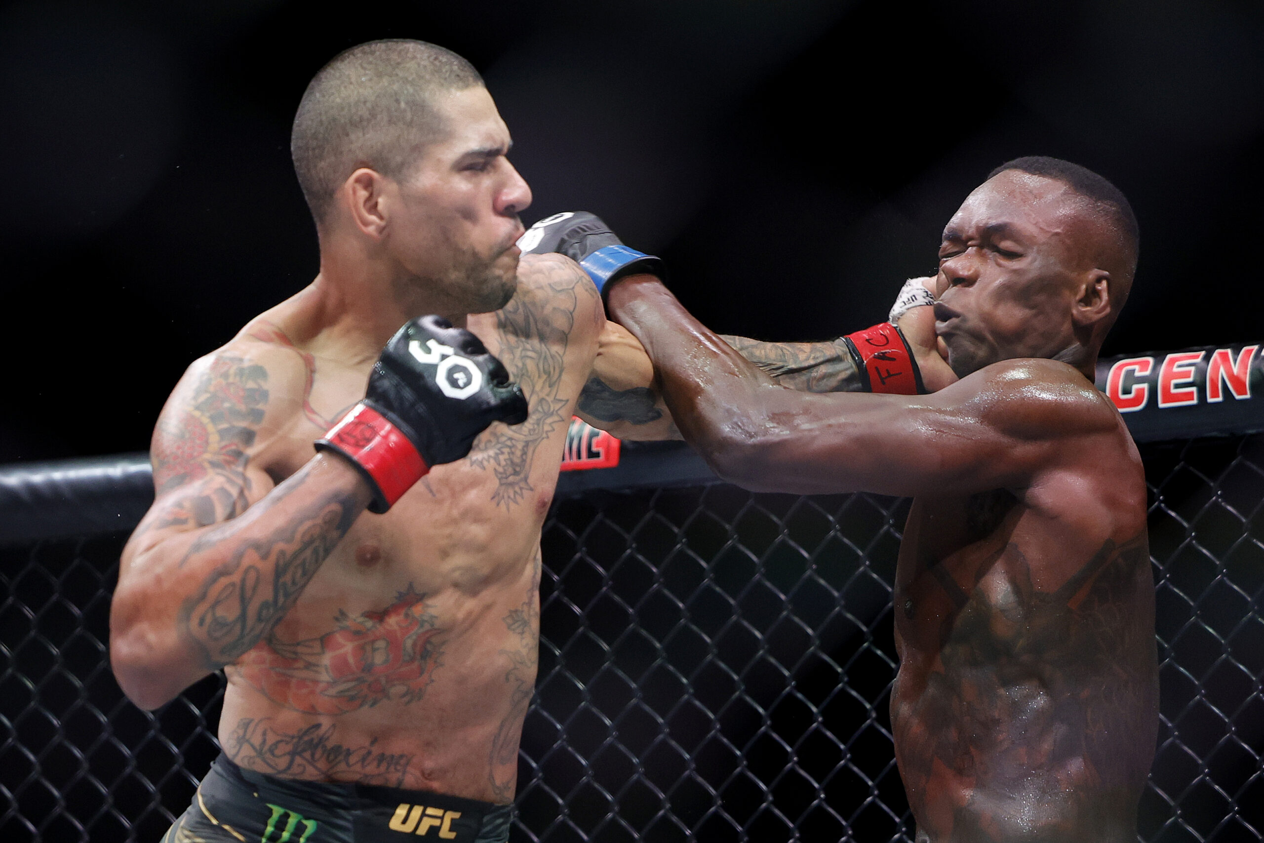 Alex Pereira on surpassing Israel Adesanya’s UFC legacy: “I was a double champion” 